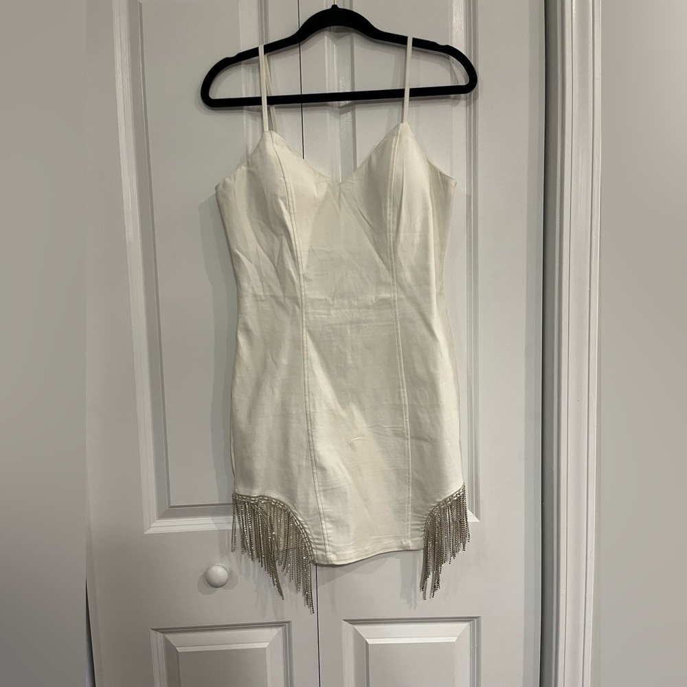 White dress | sequins & body con